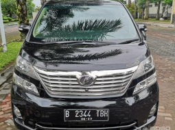 Jual mobil Toyota Vellfire V 2018 dengan harga terjangkau di DIY Yogyakarta 1