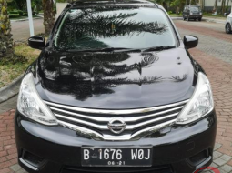 Jual mobil Nissan Grand Livina SV 2016 dengan harga terjangkau di DIY Yogyakarta 1