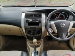 Jual mobil Nissan Grand Livina SV 2016 dengan harga terjangkau di DIY Yogyakarta 5
