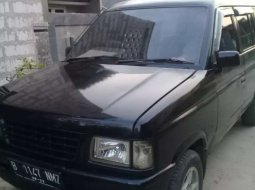 Mobil Isuzu Panther 1994 LS terbaik di Jawa Barat 3