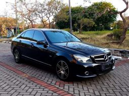 Dijual mobil bekas Mercedes-Benz C-Class C200, Jawa Timur  8