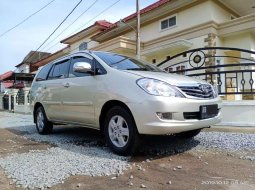 Jual Toyota Kijang Innova 2.0 G 2005 harga murah di Kalimantan Barat 7
