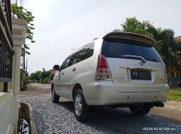 Jual Toyota Kijang Innova 2.0 G 2005 harga murah di Kalimantan Barat 4