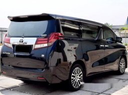 Mobil Toyota Alphard 2016 G terbaik di DKI Jakarta 4