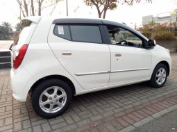 Jawa Barat, dijual mobil Daihatsu Ayla X 2015 bekas 2