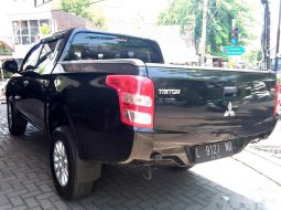 Jual cepat Mitsubishi Triton 2017 di Jawa Timur 6