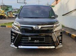 Jual mobil Toyota Voxy 2018 harga terjangkau di DKI Jakarta 1