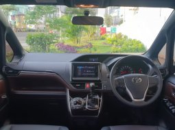 Jual mobil Toyota Voxy 2018 harga terjangkau di DKI Jakarta 5