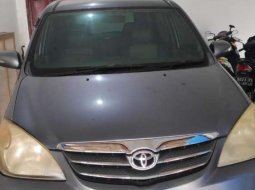 Mobil Toyota Avanza 2010 S dijual, Maluku 9