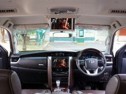 Dijual mobil Toyota Fortuner VRZ 2017 bekas, Jawa Tengah 5