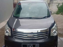 Mobil Toyota NAV1 2013 V terbaik di Jawa Timur 5