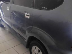 Mobil Toyota Avanza 2010 S dijual, Maluku 2