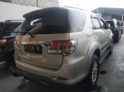 Jual Cepat Toyota Fortuner G 2012 di Jawa Barat 5