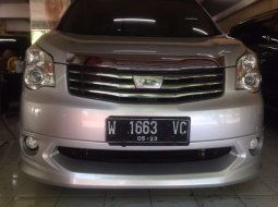 Dijual mobil bekas Toyota NAV1 2.0 NA, Jawa Timur  2