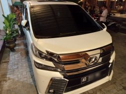 Dijual mobil Toyota Vellfire ZG Audioless 2016 harga murah, DI Yogyakarta 2