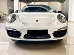 Mobil Porsche 911 2012 Carrera S terbaik di DKI Jakarta 10