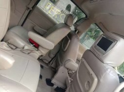 Jual cepat Nissan Serena City Touring 2009 di Banten 2