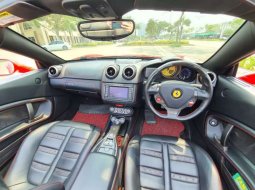 Mobil Ferrari California 2013 dijual, DKI Jakarta 8