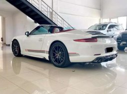 Mobil Porsche 911 2012 Carrera S terbaik di DKI Jakarta 3