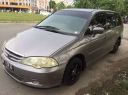 Jual mobil bekas murah Honda Odyssey 2002 di Pulau Riau 6