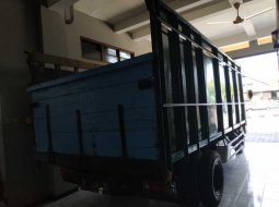 Jual mobil Mitsubishi Fuso Trucks 2014 dengan harga terjangkau di DIY Yogyakarta 4