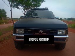 Jual cepat Nissan Terrano 2.4 Manual 2001 di Jawa Barat 1