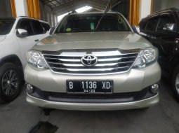 Jual cepat Toyota Fortuner 2.4 G 2012 terbaik di Jawa Barat 5