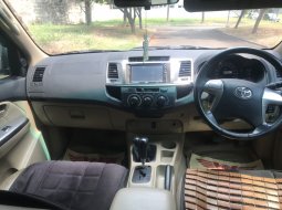 Jual mobil Toyota Hilux 2.5 V Double Cabin 2014 murah di Banten  10