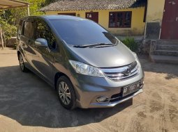 Jual mobil Honda Freed PSD 2014 bekas di DIY Yogyakarta 1