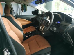 Jual mobil Toyota Kijang Innova 2.0 G 2016 murah di Jawa Barat  6