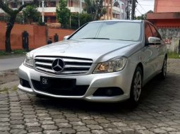 Mercedes-Benz C-Class 2012 Sumatra Utara dijual dengan harga termurah 7