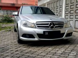 Mercedes-Benz C-Class 2012 Sumatra Utara dijual dengan harga termurah 4