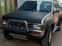 Mobil Nissan Terrano 1998 dijual, Jawa Timur 3