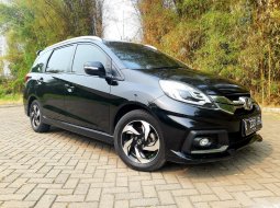 Jual mobil Honda Mobilio RS 2015 dengan harga terjangkau di Jawa Barat 6