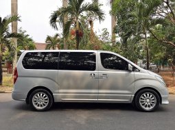 Jual mobil bekas Hyundai H-1 Royale 2012 di DKI Jakarta 3