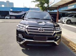 Banten, Toyota Land Cruiser VX-R 2018 kondisi terawat 5