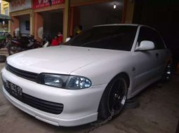 Aceh, Mitsubishi Lancer 1996 kondisi terawat 4