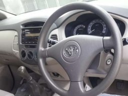 Mobil Toyota Kijang Innova 2008 2.0 G dijual, Jawa Tengah 7