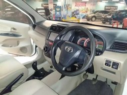 Jawa Timur, jual mobil Toyota Avanza E 2014 dengan harga terjangkau 6