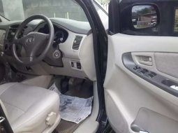 Mobil Toyota Kijang Innova 2008 2.0 G dijual, Jawa Tengah 2