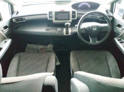 Jual mobil Honda Freed PSD 2014 dengan harga murah di DKI Jakarta 5