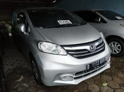 Jual mobil Honda Freed PSD 2014 dengan harga murah di DKI Jakarta 6