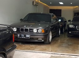 Dijual mobil bekas BMW M5 M5 1991, DKI Jakarta 2