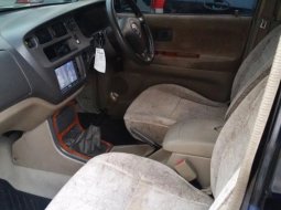 Jual cepat mobil Toyota Kijang 2.0 Krista 2003 bekas, Jawa Tengah 6