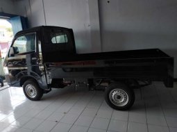 Dijual cepat mobil Suzuki Carry Pick Up Futura 1.5 NA 2019, Jawa Tengah 7