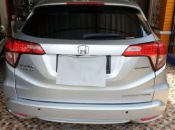 Honda HR-V 2015 Sumatra Utara dijual dengan harga termurah 3
