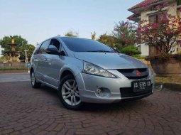 Jual mobil bekas Mitsubishi Grandis 2.4 Automatic 2008 dengan harga murah di DIY Yogyakarta 2