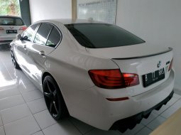 Jawa Barat, dijual mobil BMW 5 Series 520d Modif MS 2012 bekas 8