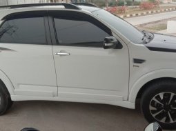 Jual mobil bekas Daihatsu Terios 1.5 R CUSTOM 2016 di Jawa Barat  3