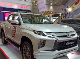 Sumatra Utara, Ready Stock Mitsubishi Triton Ultimate 2019  3